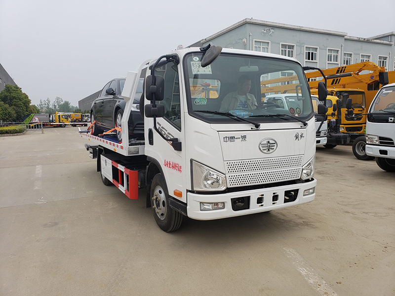 北京牌的 藍(lán)牌解放清障車(chē)