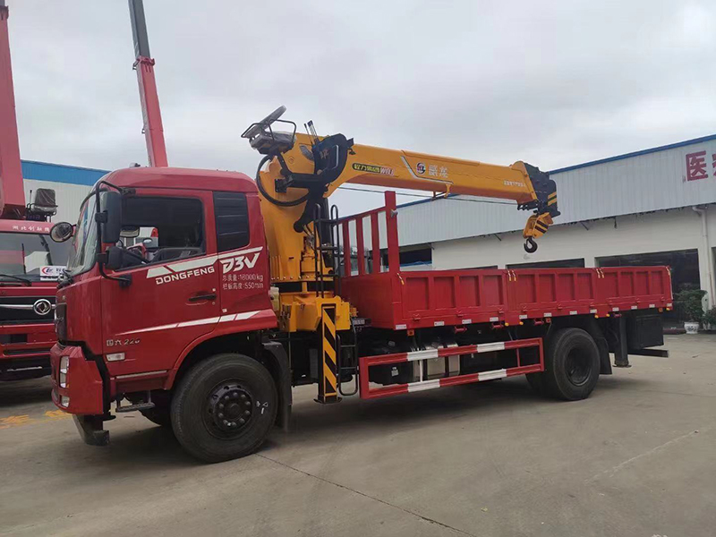 東風(fēng)專底D3V單橋隨車(chē)吊