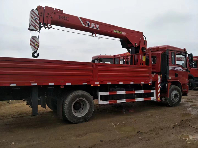 陜汽德龍單橋隨車吊